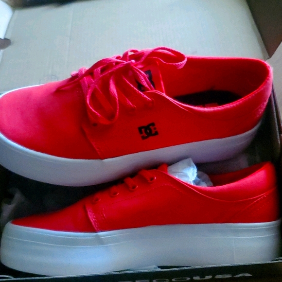 DC pink platform Brand New - Picture 1 of 1